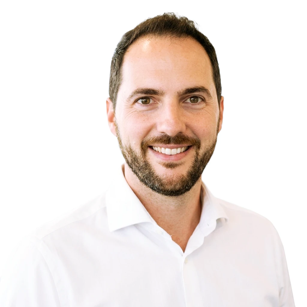 Llorenç Oliver | Managing Director · Architect Llorenç Oliver | Managing Director · Architect